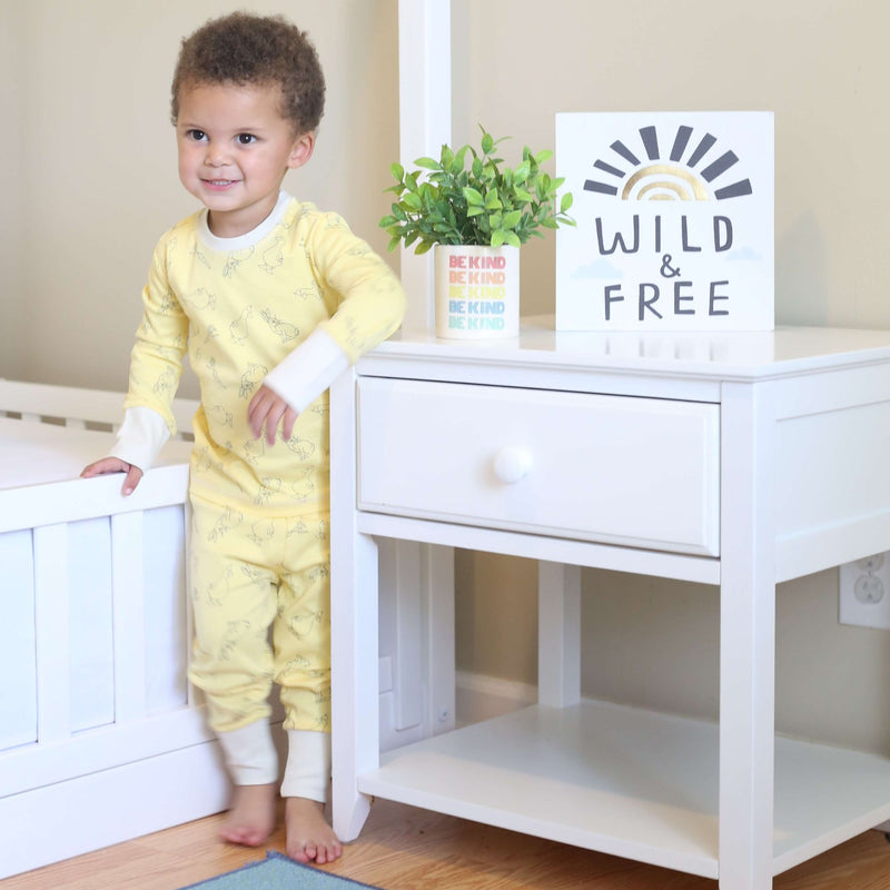 180001-002 : Nightstand Nightstand with Drawer and Shelf, White