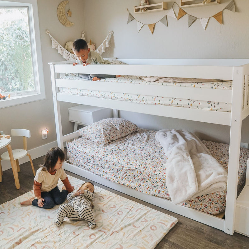 185220-002 : Bunk Beds Twin Over Twin Low Bunk Bed With Staircase, White