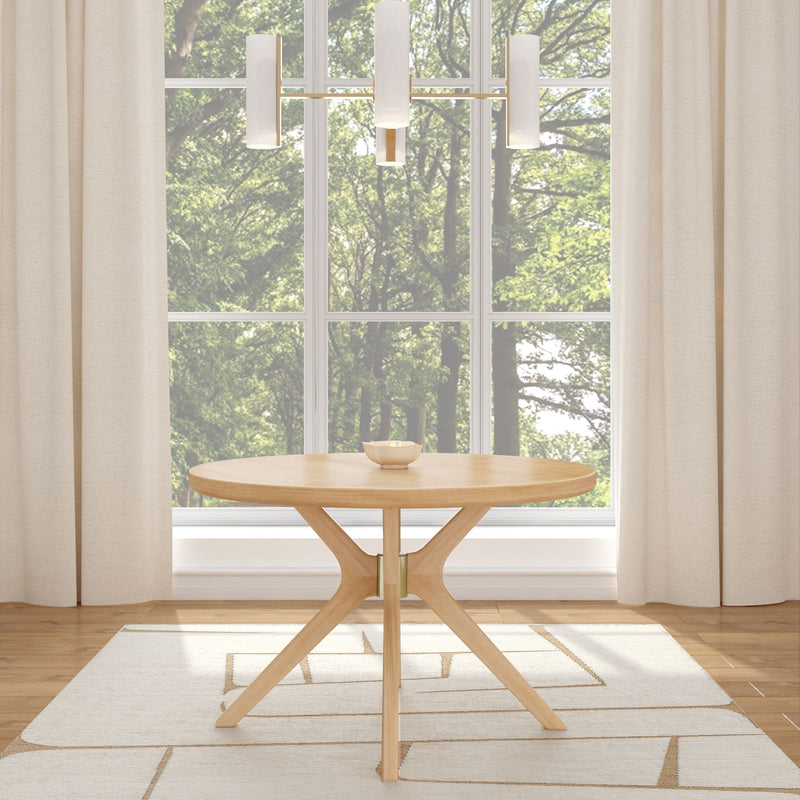 2900306000-010 : Dining Table Verso Round Dining Table (47in x 47in / 1194mm x 1194mm), Blonde