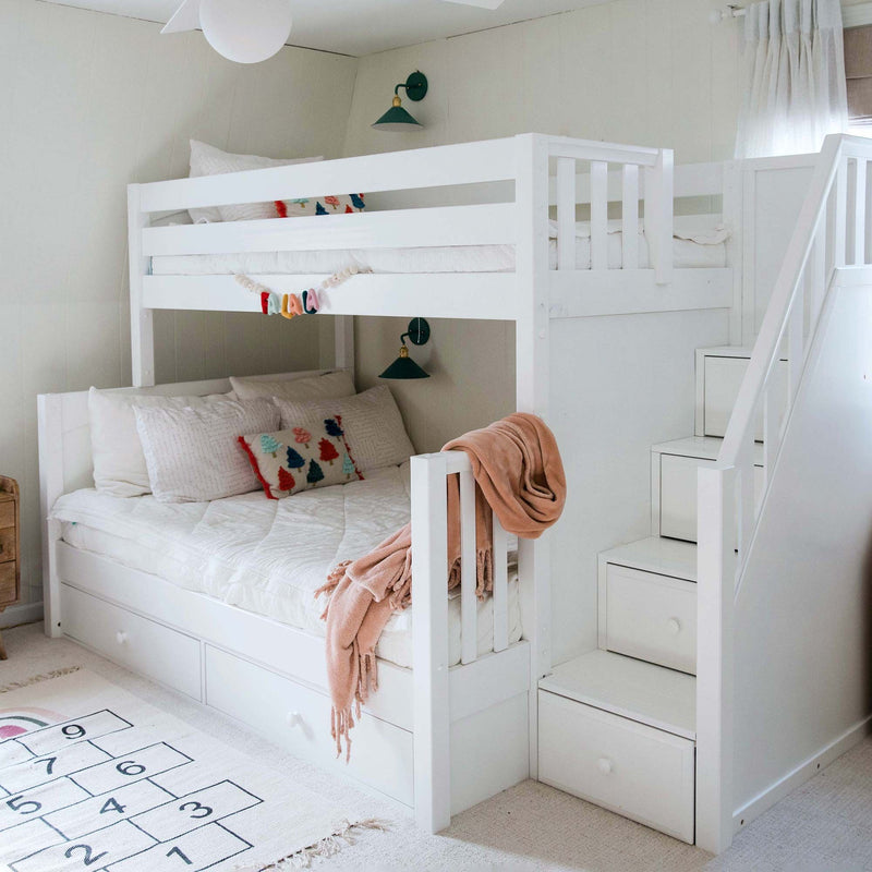 SUMO WP : Bunk Bed Classic Mid Twin over Full Bunk Bed with Stairs on End, Classic White Panel